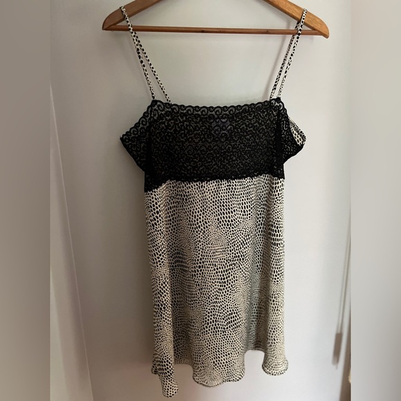 Secret Treasures Vintage Black and White Polka Dot Slip Dress L Fits S-M best - Picture 9 of 10